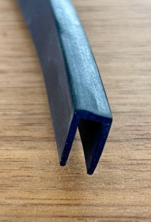 Gummilist til 4 mm glass