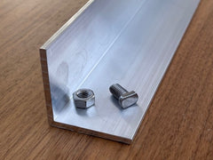 Deluxe 12,5 kvm: Forsterkningsskinne til tak og vegg.